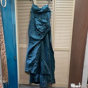 Elegant Teal Strapless Gown